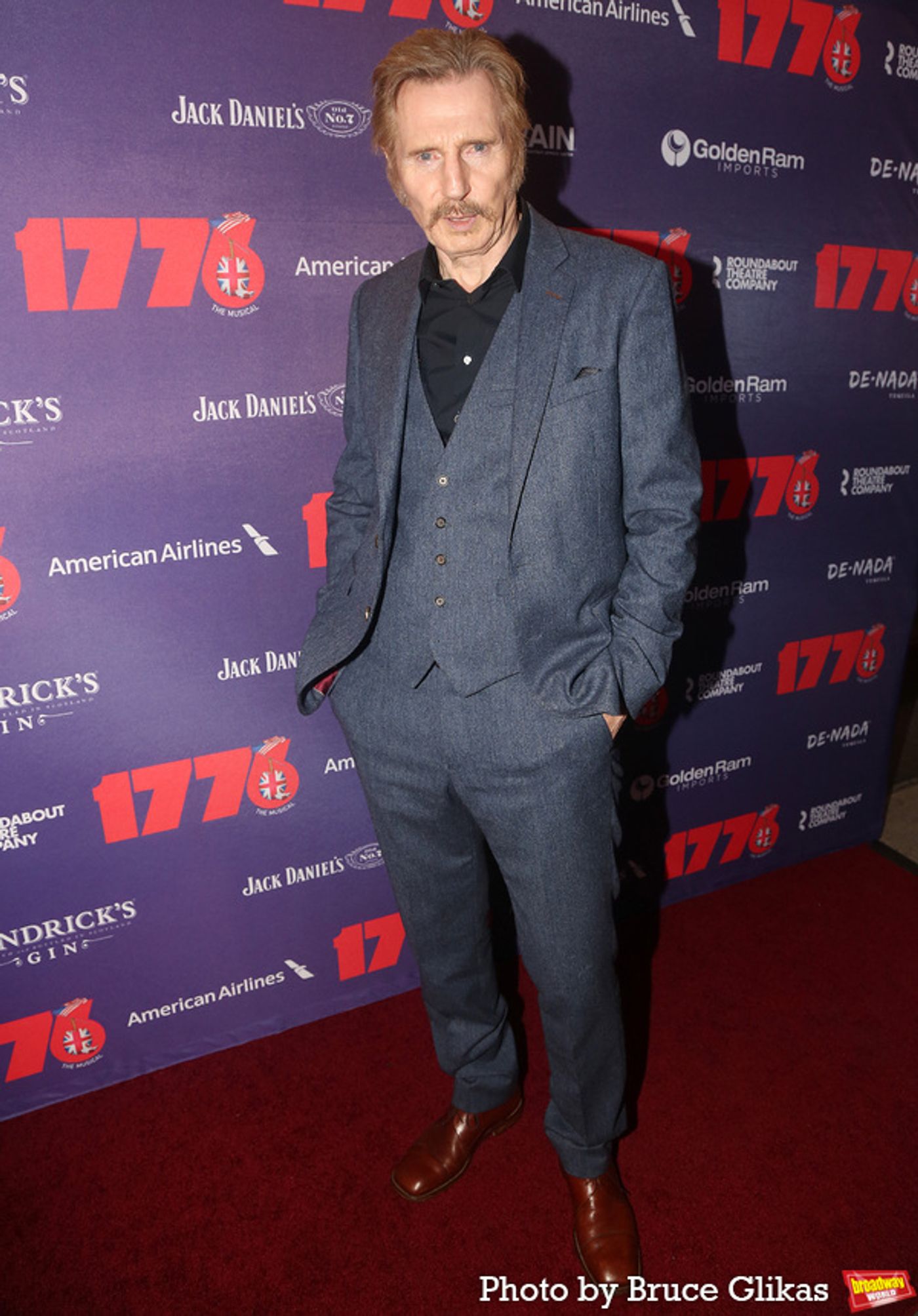 Photos: Stars Arrive on the 1776 Red Caret on Opening Night  Image
