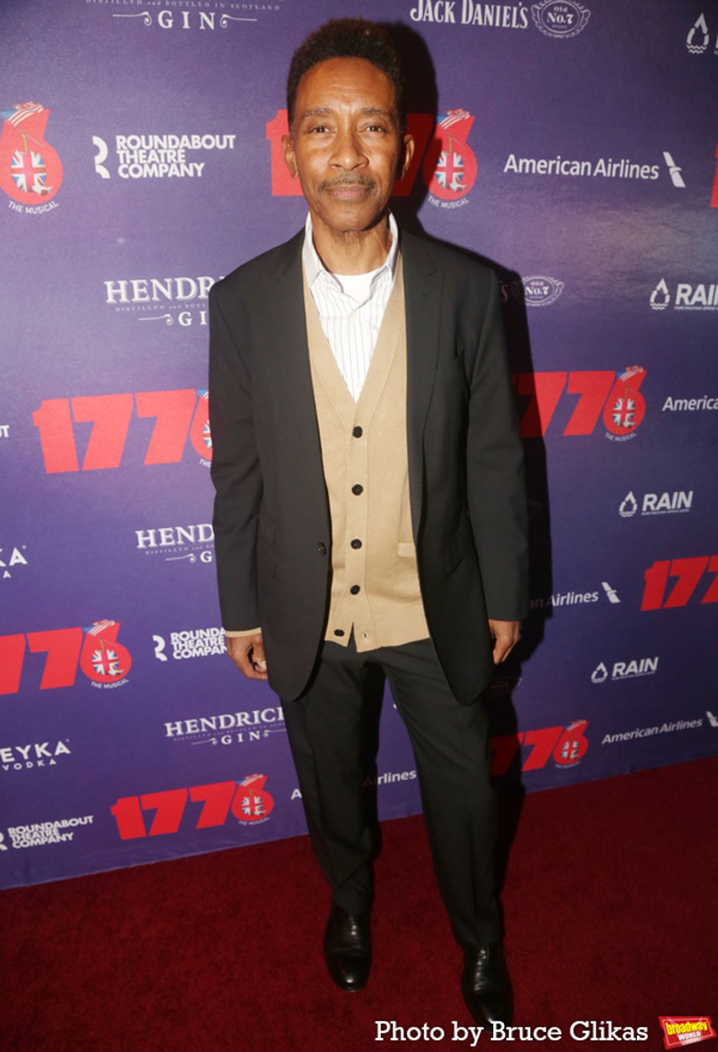 Photos: Stars Arrive on the 1776 Red Caret on Opening Night  Image