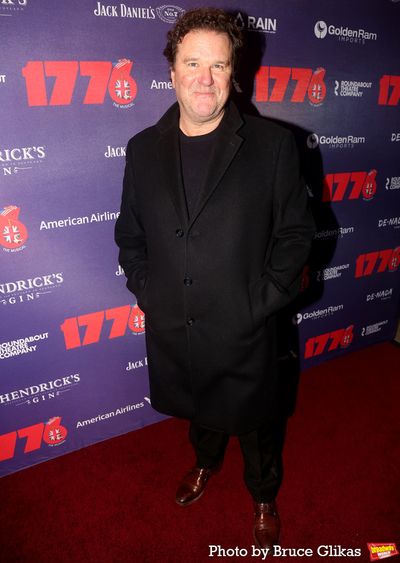 Douglas Hodge Photo