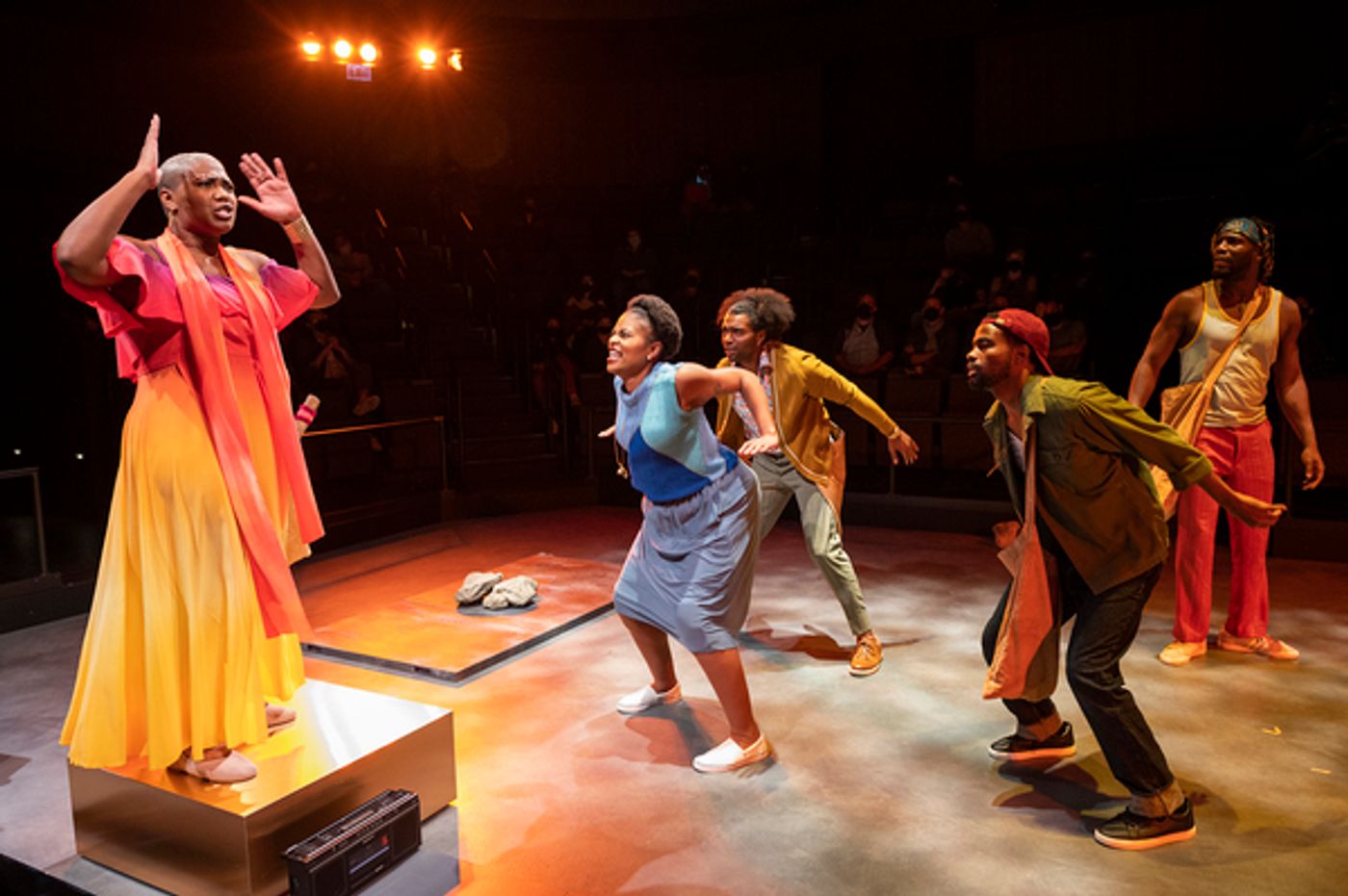 Photos: First Look at the World Premiere Adaptation of 1919 at Steppenwolf Theatre Company  Image