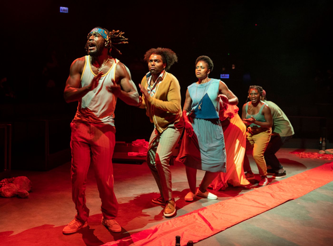 Photos: First Look at the World Premiere Adaptation of 1919 at Steppenwolf Theatre Company  Image