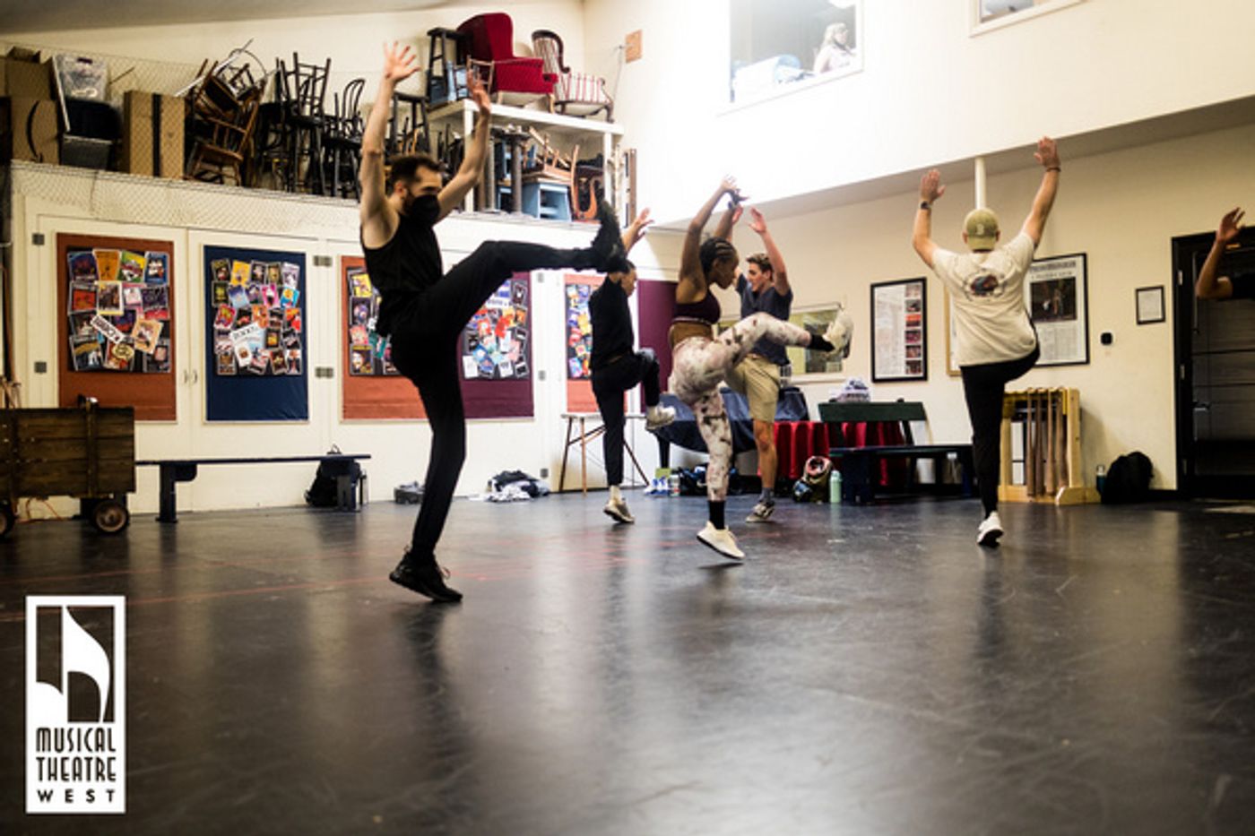 Photos: First Look At Lesli Margherita and More In DAMN YANKEES At Musical Theatre West  Image