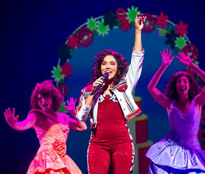 Linedy Genao and the Company of On Your Feet! Photo