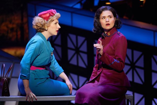 Photos: First Look at Phillipa Soo, Steven Pasquale, Jessie Mueller, and James Monroe Iglehart in GUYS AND DOLLS — photo 5 of 17