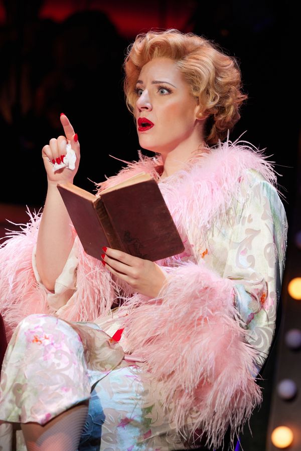 Photos: First Look at Phillipa Soo, Steven Pasquale, Jessie Mueller, and James Monroe Iglehart in GUYS AND DOLLS — photo 7 of 17