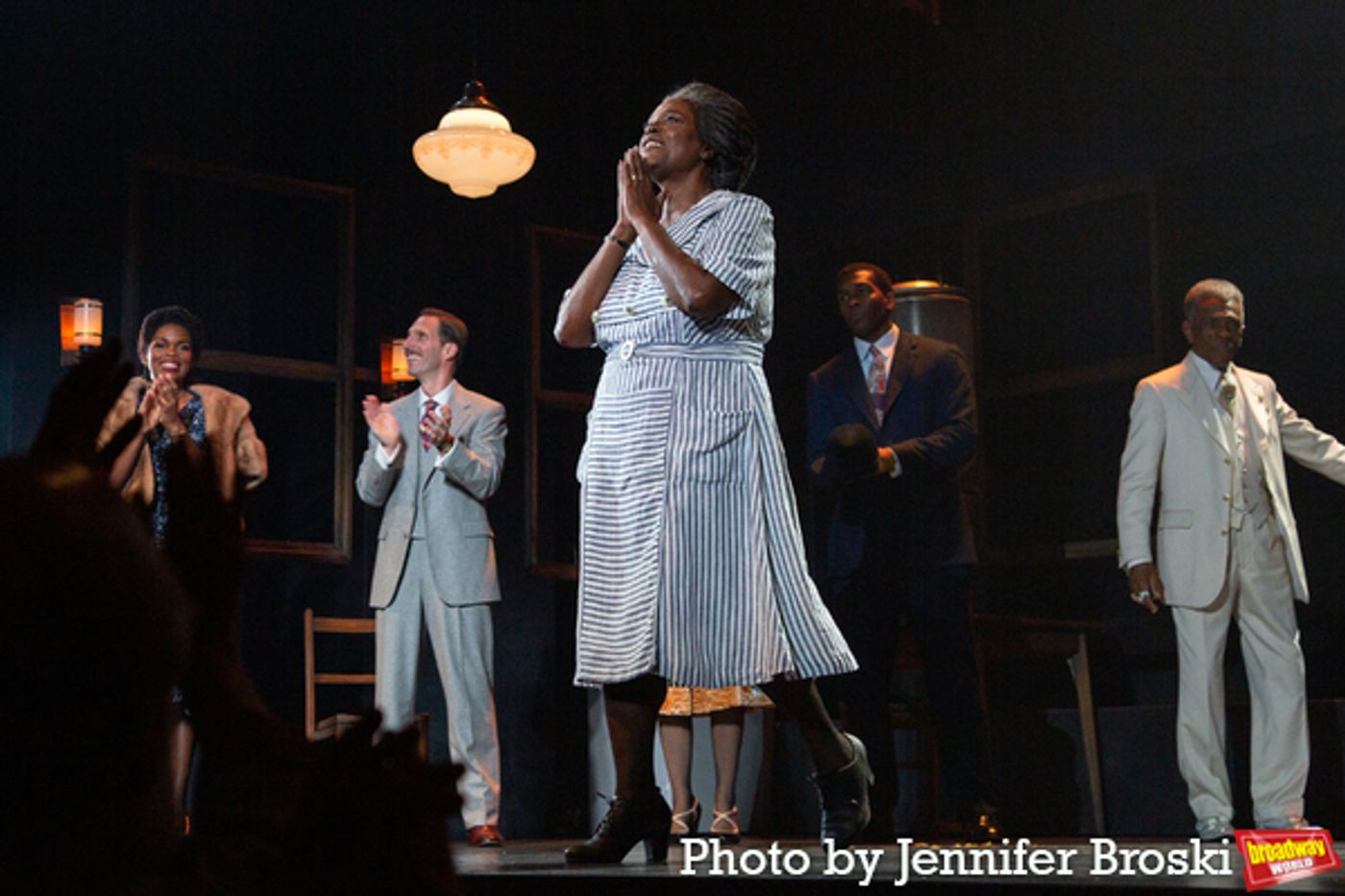 Photos: The Cast of DEATH OF A SALESMAN Takes Their Opening Night Bows  Image