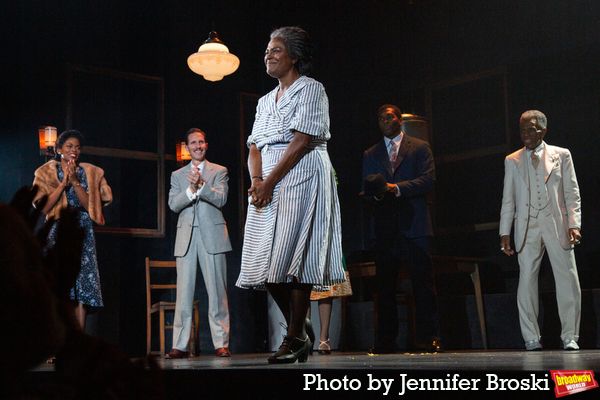Photos: The Cast of DEATH OF A SALESMAN Takes Their Opening Night Bows — photo 8 of 36