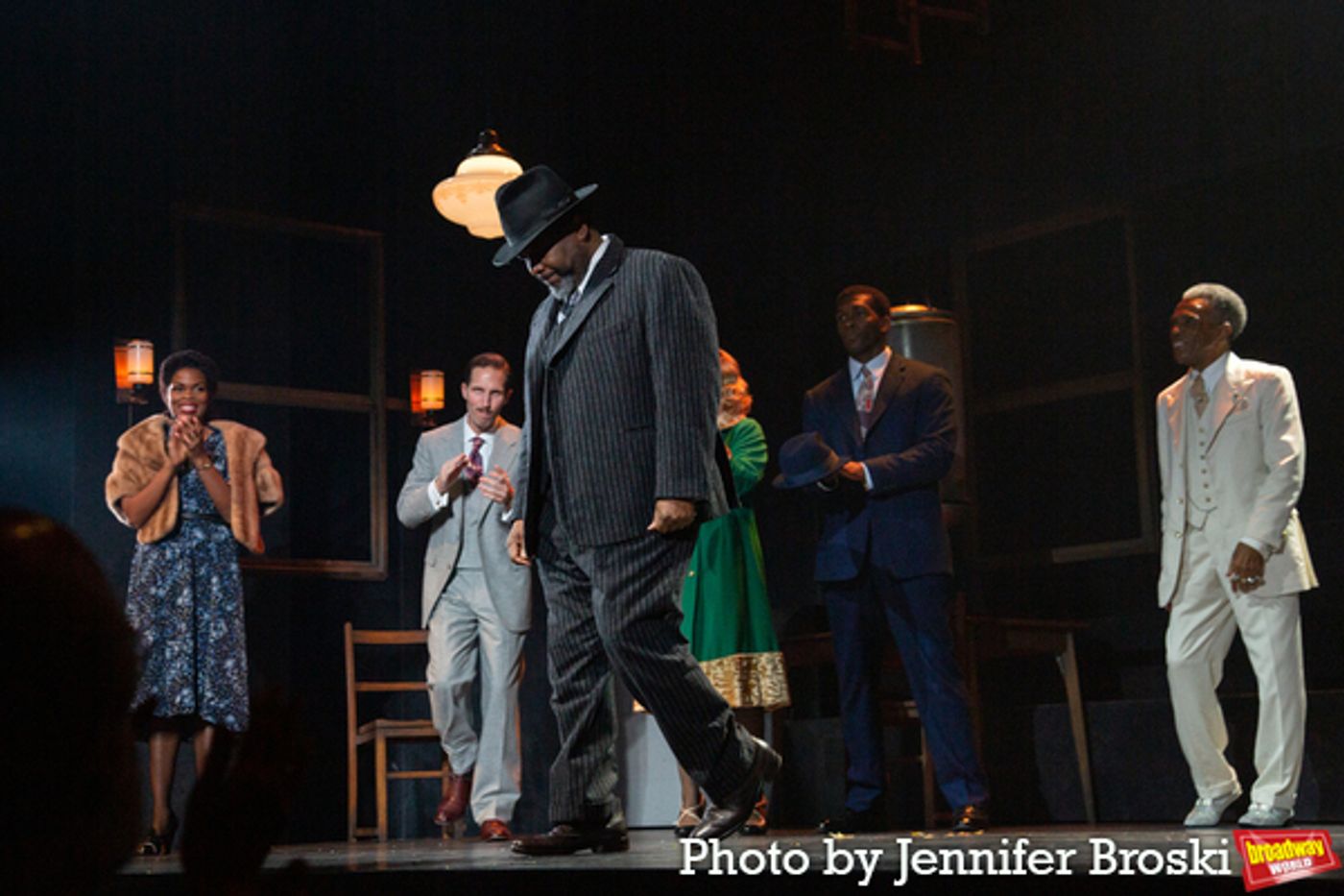 Photos: The Cast of DEATH OF A SALESMAN Takes Their Opening Night Bows  Image