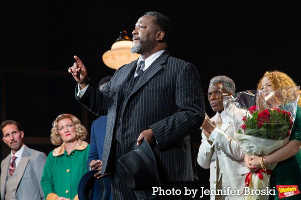 Photos: The Cast of DEATH OF A SALESMAN Takes Their Opening Night Bows — photo 31 of 36