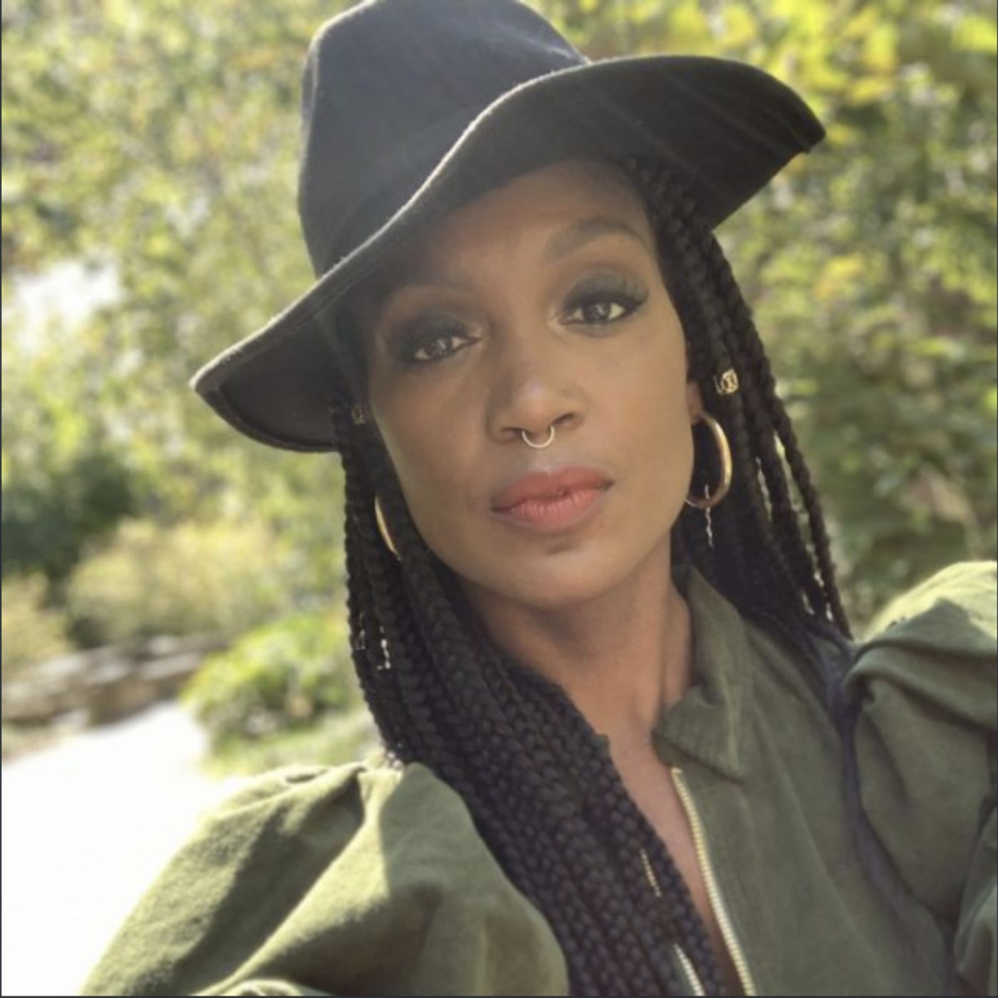 Book Your Virtual Experience With Adrienne Walker, Adam Jacobs, Jewelle Blackman & More on BWW Stage Door  Image