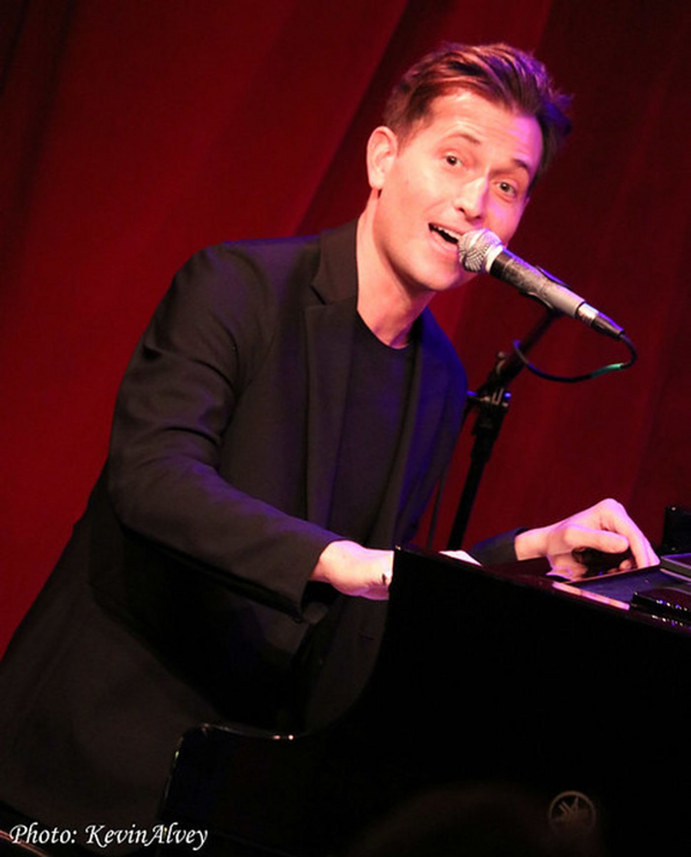 Photos: Victoria Shaw, Peter Cincotti & Jim Brickman Perform in THREE FRIENDS/ONE PIANO at Birdland  Image