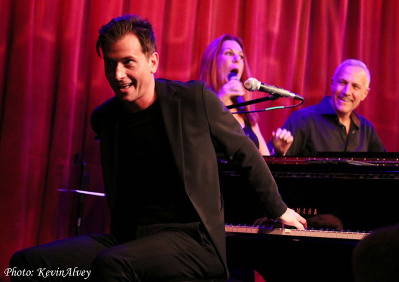 Photos: Victoria Shaw, Peter Cincotti & Jim Brickman Perform in THREE FRIENDS/ONE PIANO at Birdland  Image