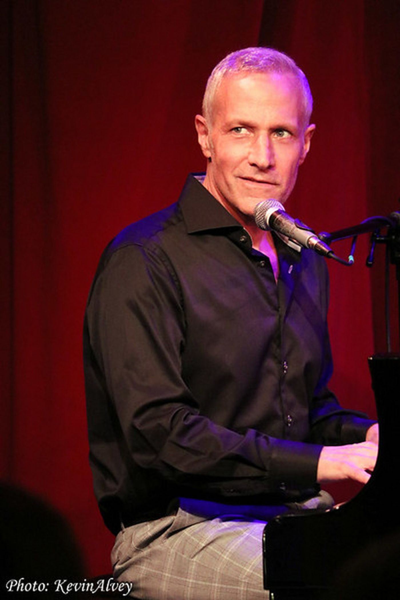 Photos: Victoria Shaw, Peter Cincotti & Jim Brickman Perform in THREE FRIENDS/ONE PIANO at Birdland  Image