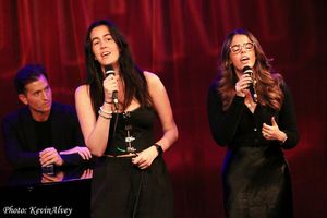 Ava Locknar, Ruby Locknar @ BroadwayWorld Ava Locknar, Ruby Locknar Photo