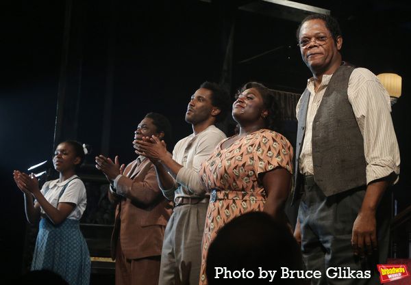 Jurnee Swan, Michael Potts, John David Washington, Danielle Brooks and Samuel L Jacks Photo
