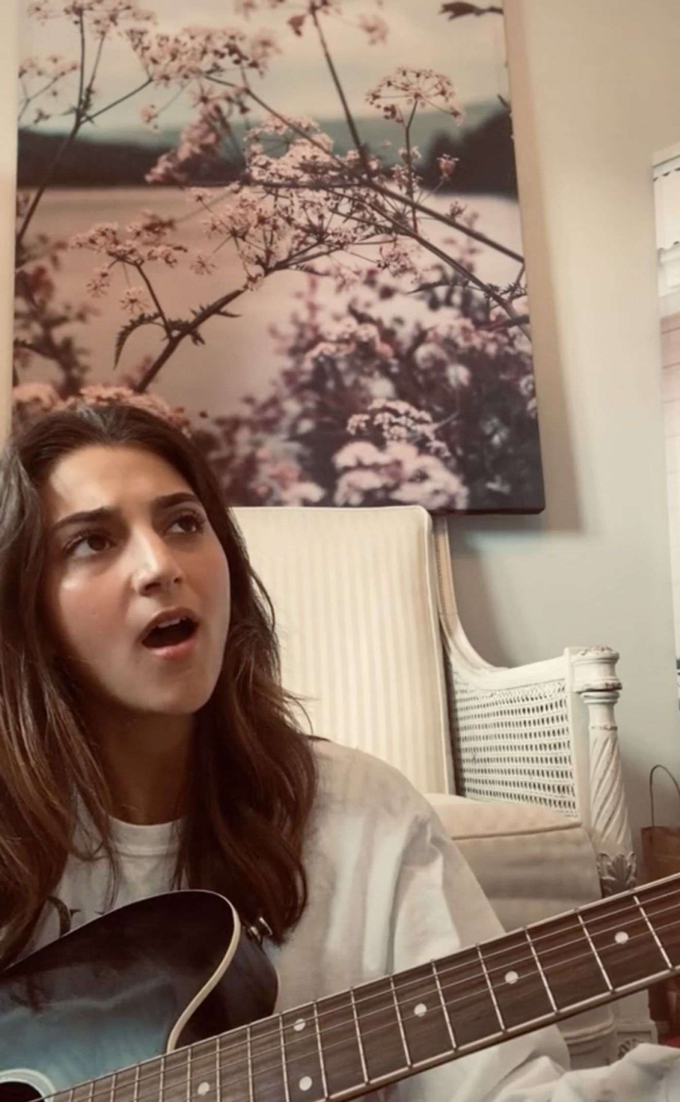 Interview: Analise Scarpaci on Learning from Lydia, Paving New Paths, and Embracing 'Pathetic' at 54 Below  Image