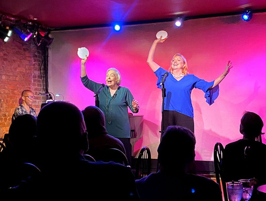Photos: First Look at VANGARI: FUNNY YOU SHOULD ASK at Don't Tell Mama Image