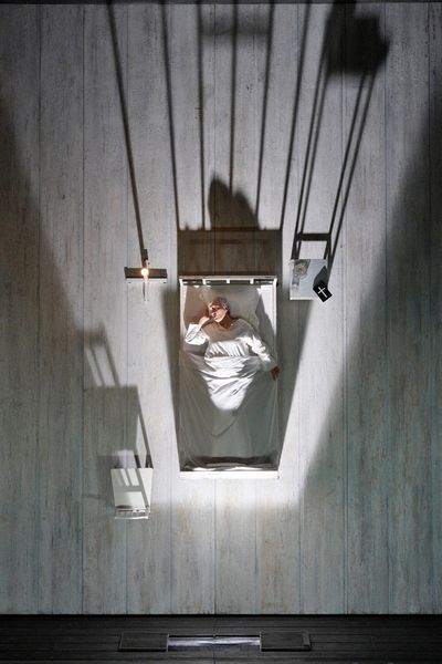 Michaela Schuster Photo