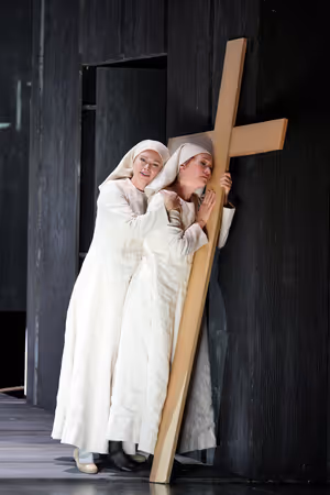 Deanna Breiwick and Heidi Stober @ BroadwayWorld Deanna Breiwick and Heidi Stober Photo