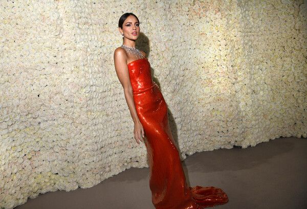 Leslie Grace Photo