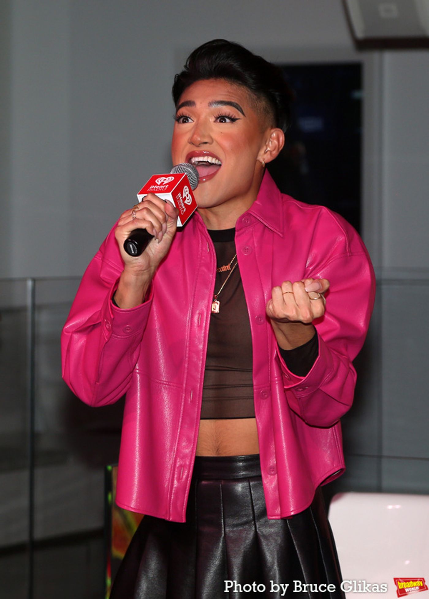 Photos: The Cast of & JULIET Performs for the Press!  Image