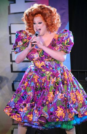 Nina West  Photo