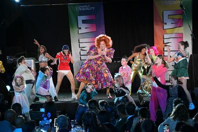 Nina West  Photo