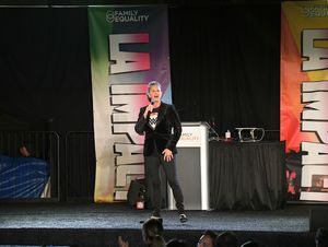 Dana Goldberg @ BroadwayWorld Dana Goldberg Photo