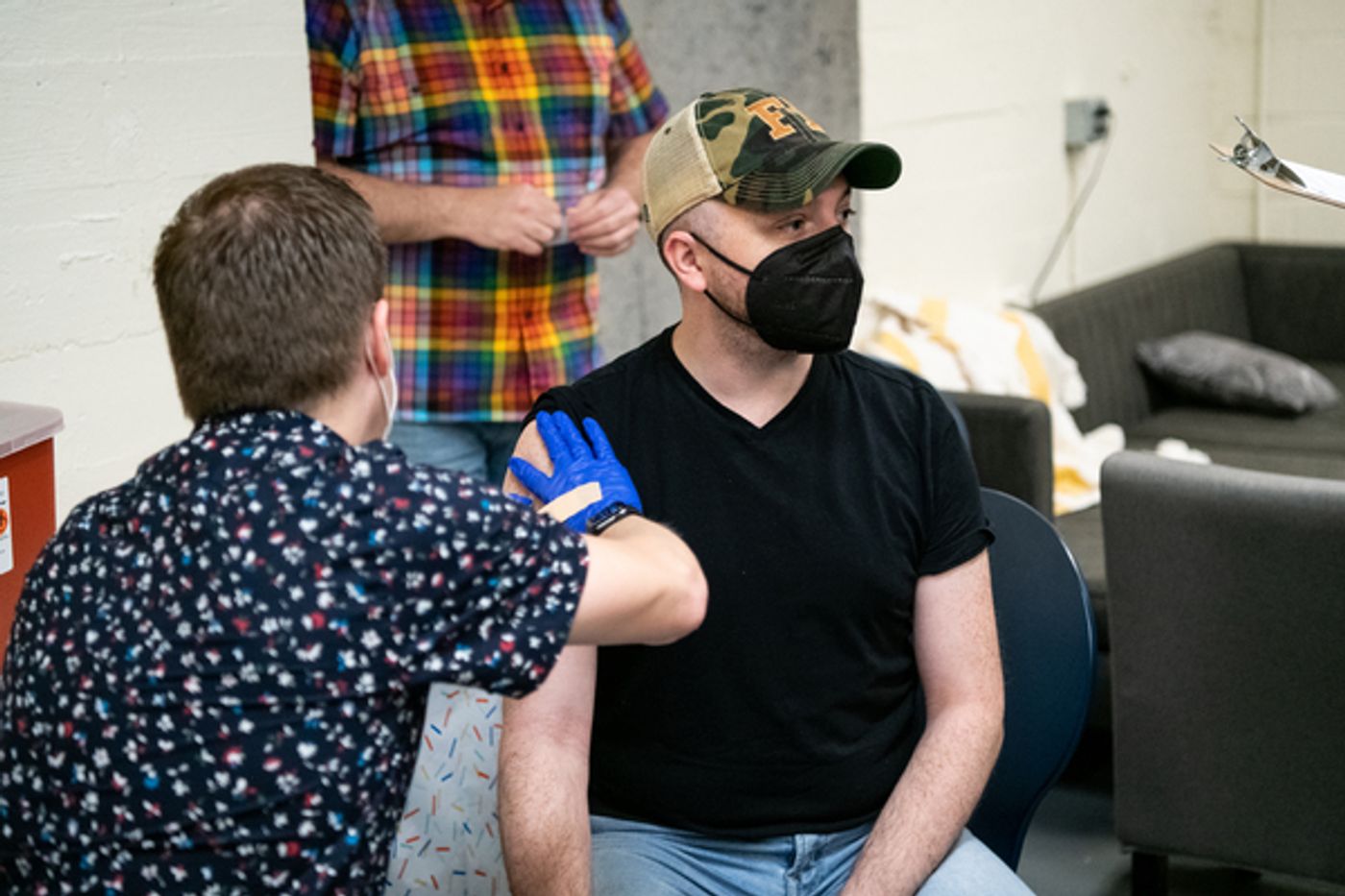 Photos: Andy Karl, Stephanie J. Block, Gavin Creel & More Get Their Flu Shots Thanks to The Entertainment Community Fund Photos: Andy Karl, Stephanie J. Block, Gavin Creel & More Get Their Flu Shots Thanks to The Entertainment Community Fund Image