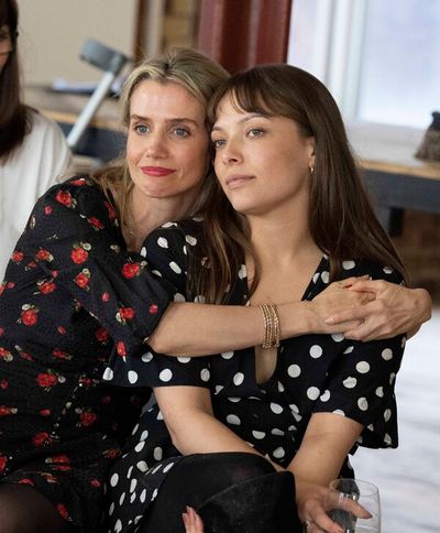 Lisa Dwan, Molly Osborne Photo