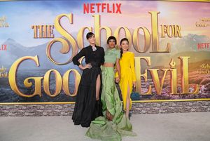 Charlize Theron, Kerry Washington and Michelle Yeoh @ BroadwayWorld Charlize Theron, Kerry Washington and Michelle Yeoh Photo
