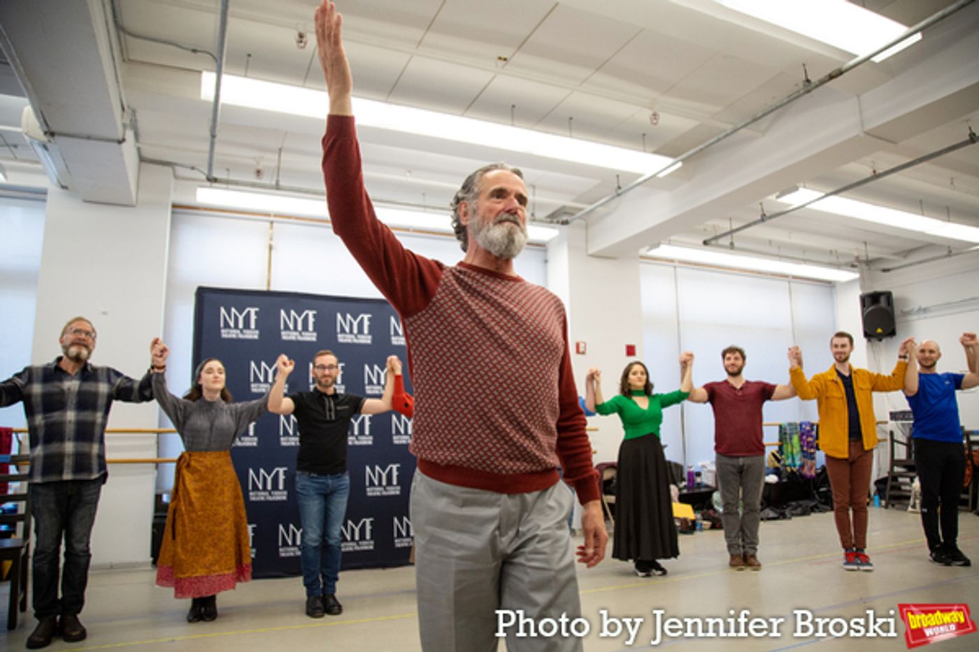 Photos: Meet the Cast of FIDDLER ON THE ROOF in Yiddish, Returning Next Month  Image