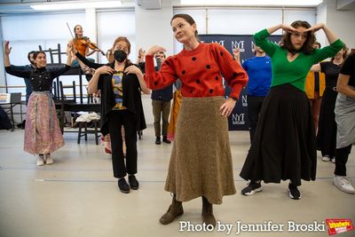 The cast of FIDDLER ON THE ROOF Photo