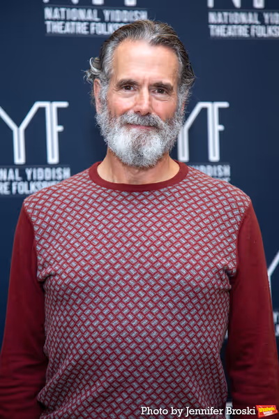 Steven Skybell Photo