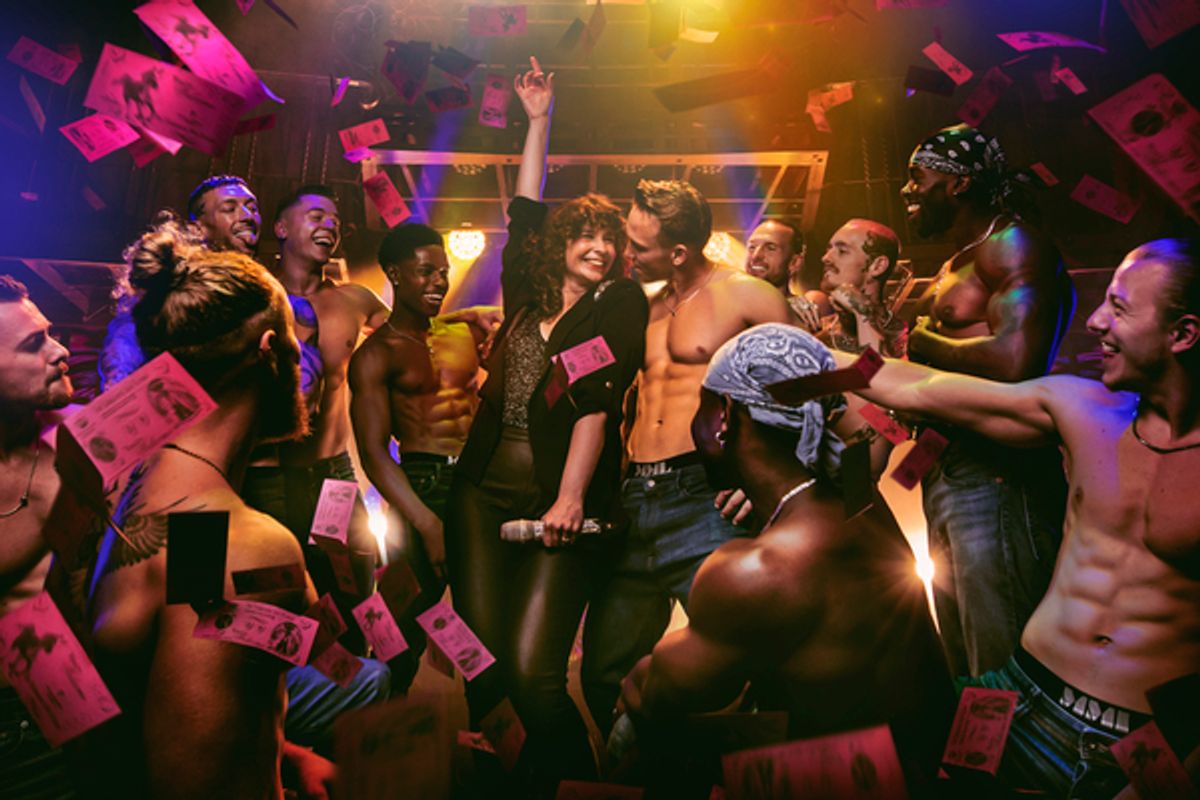 Sarah Annakin and cast at 