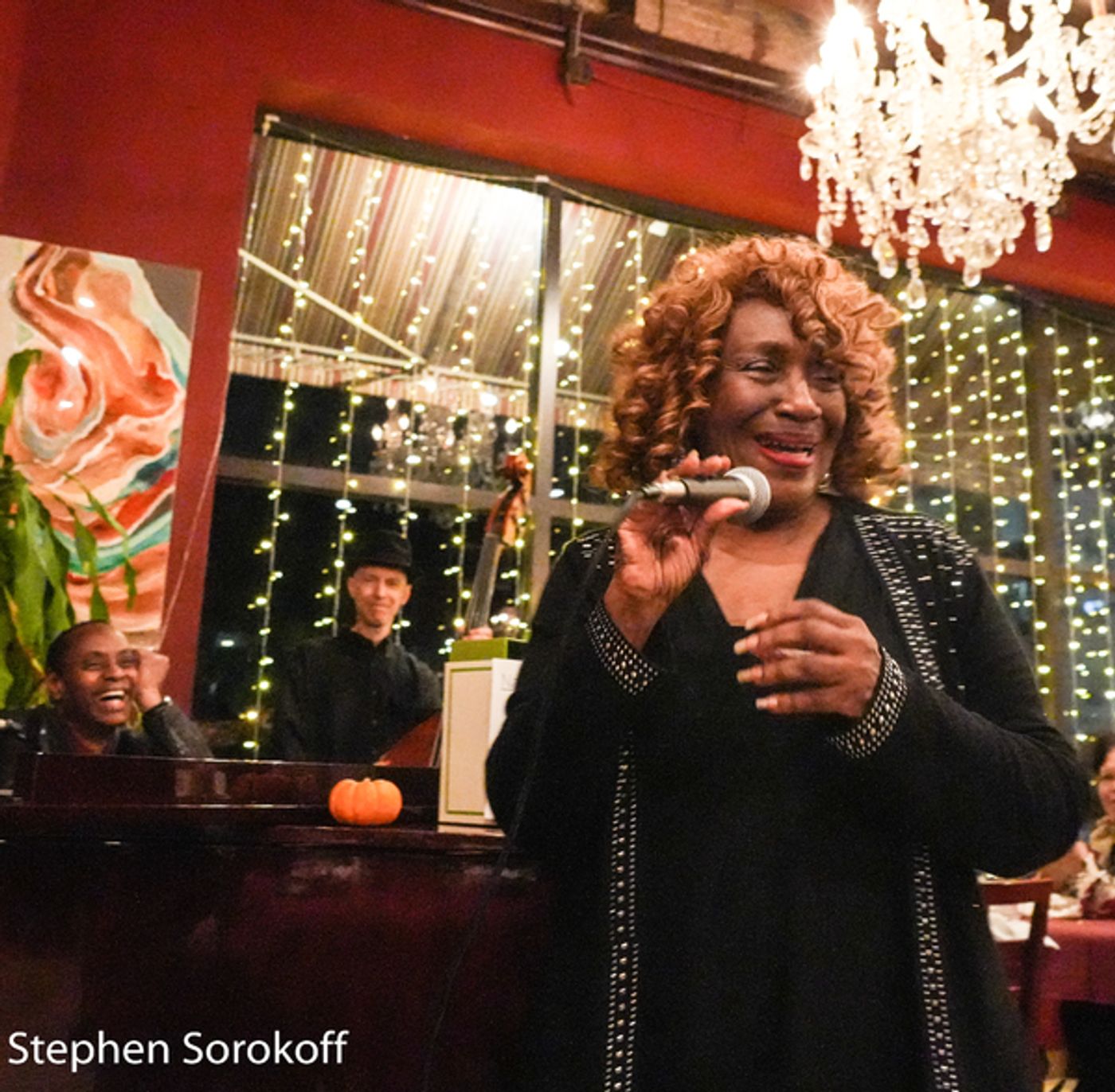 Photos: Avery Sommers Joins Copeland Davis at Cafe Centro Opening  Image
