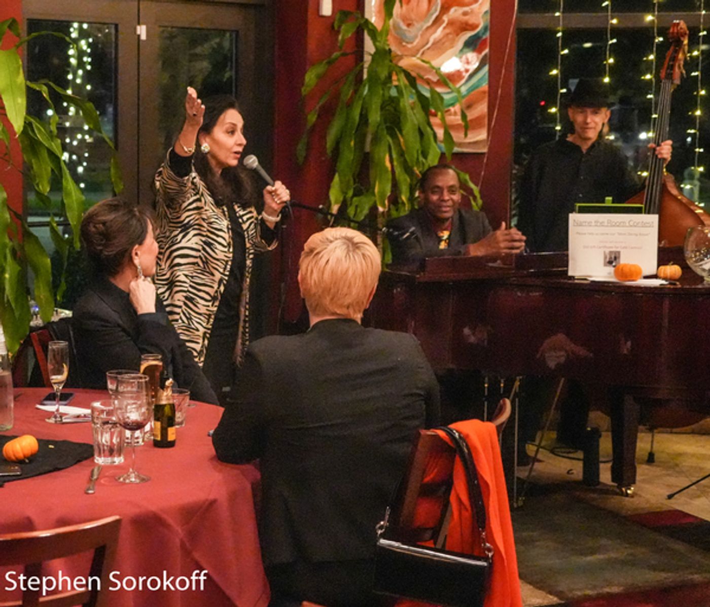 Photos: Avery Sommers Joins Copeland Davis at Cafe Centro Opening  Image