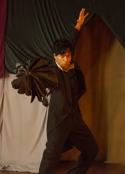 Anuj Parikh as Duckworth Photo