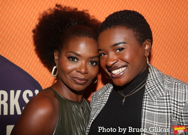 Photos: Stars Walk the Red Carpet on Opening Night of TOPDOG/UNDERDOG — photo 26 of 66