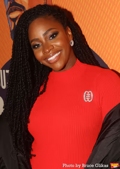 Teyonah Parris Photo