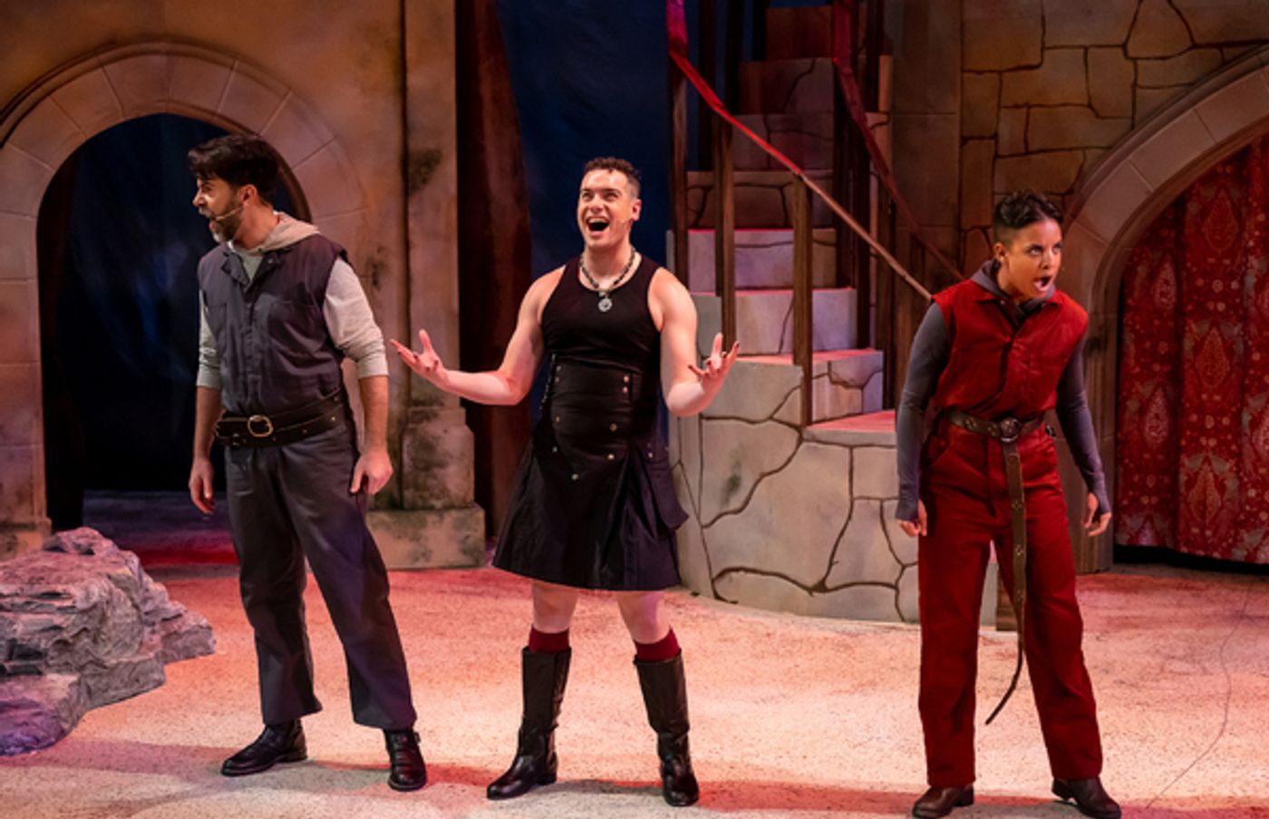 Photos & Video: First Look at CAMELOT at Music Theater Works  Image