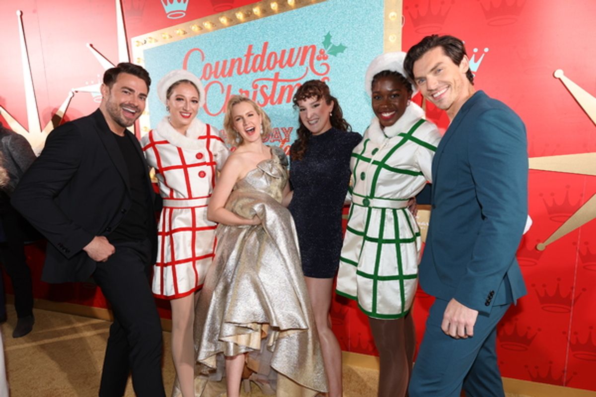 Countdown to Christmas at Radio City Music Hall at Photos: Kristin Chenoweth Gives Surprise Performance at Hallmark Channel's 'Countdown to Christmas'