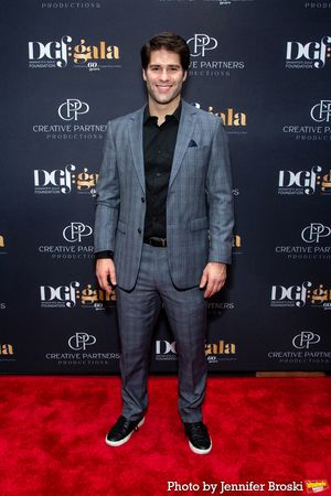 Asher Grodman @ BroadwayWorld Asher Grodman Photo