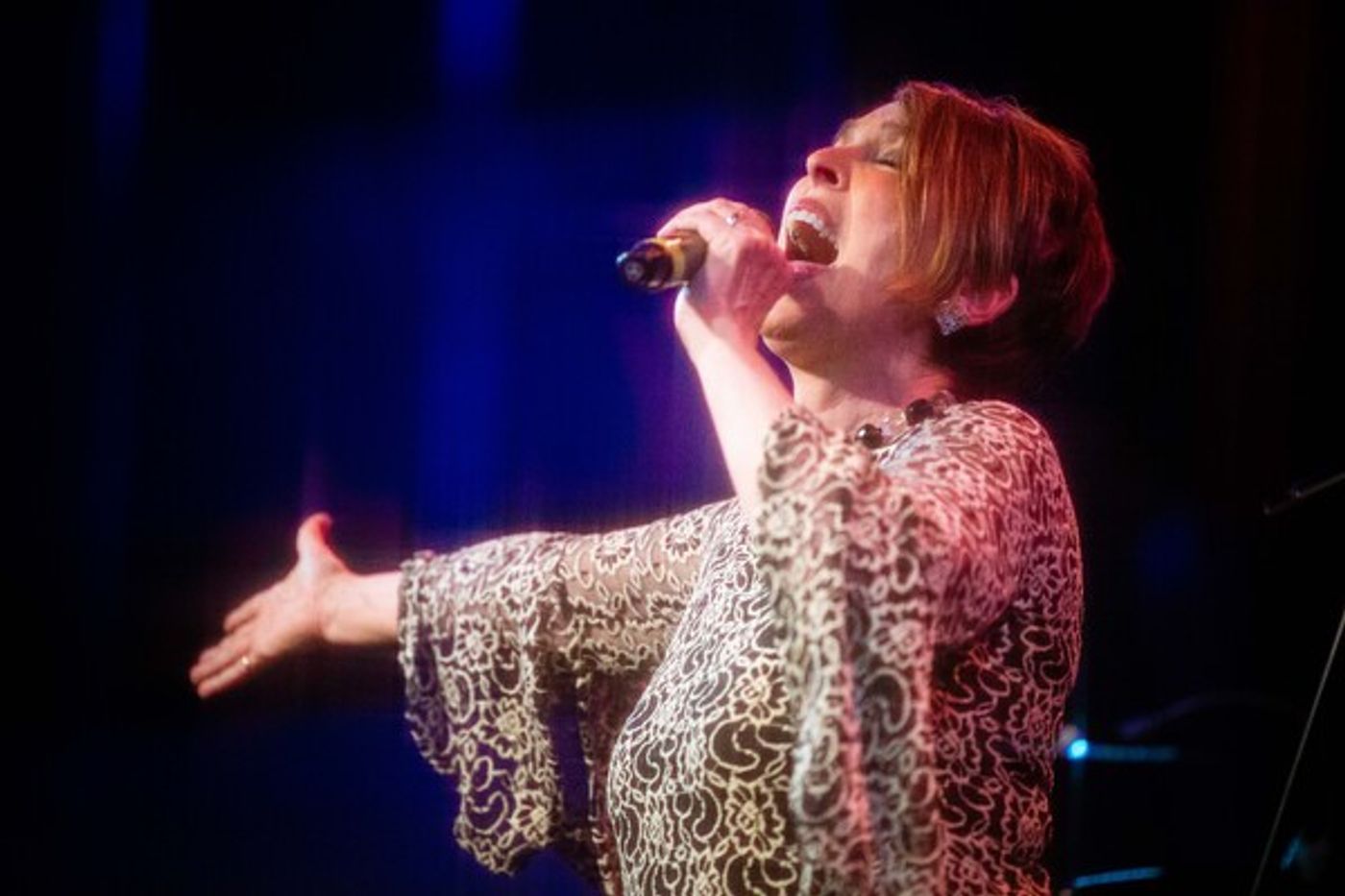 Photos: October 18th Installment of THE LINEUP WITH SUSIE MOSHER Particularly Sparkly In The Matt Baker Lens  Image