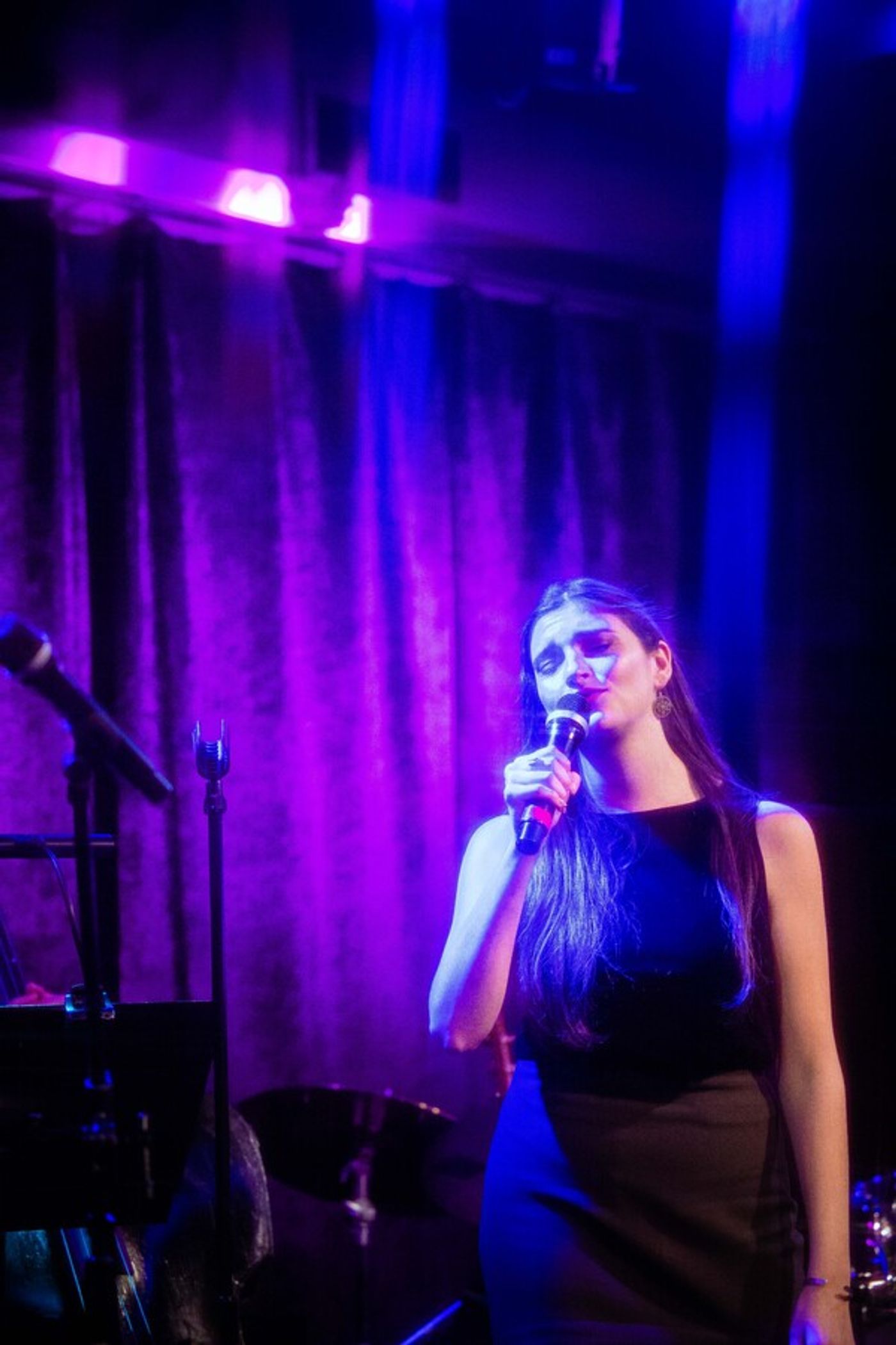 Photos: October 18th Installment of THE LINEUP WITH SUSIE MOSHER Particularly Sparkly In The Matt Baker Lens  Image