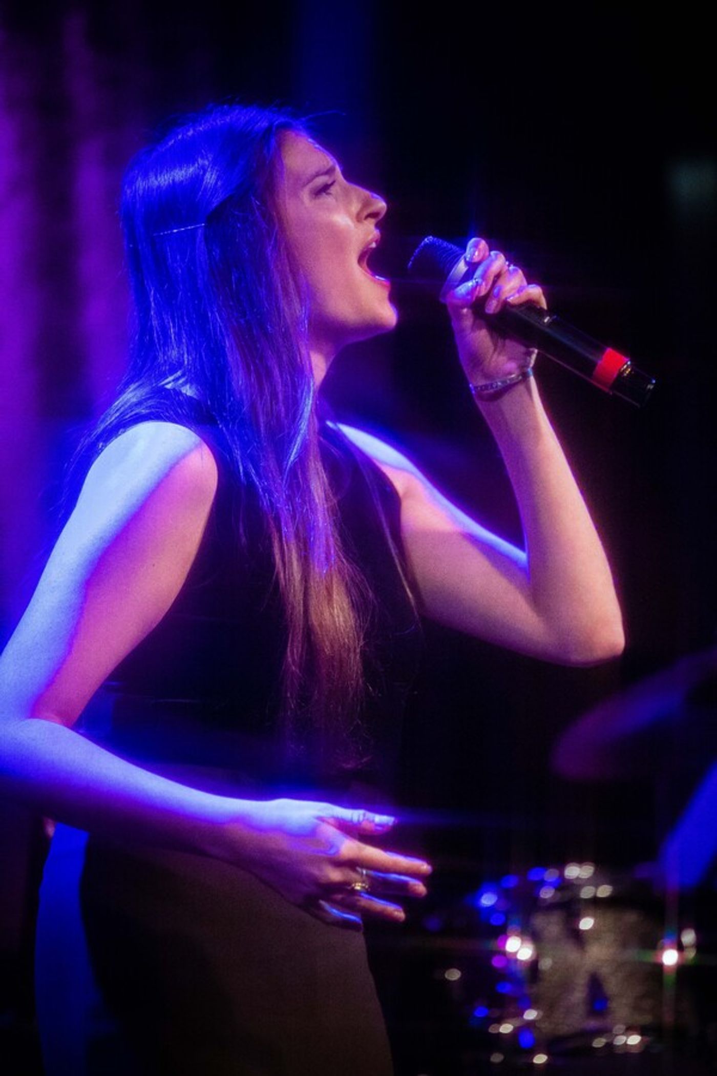 Photos: October 18th Installment of THE LINEUP WITH SUSIE MOSHER Particularly Sparkly In The Matt Baker Lens  Image