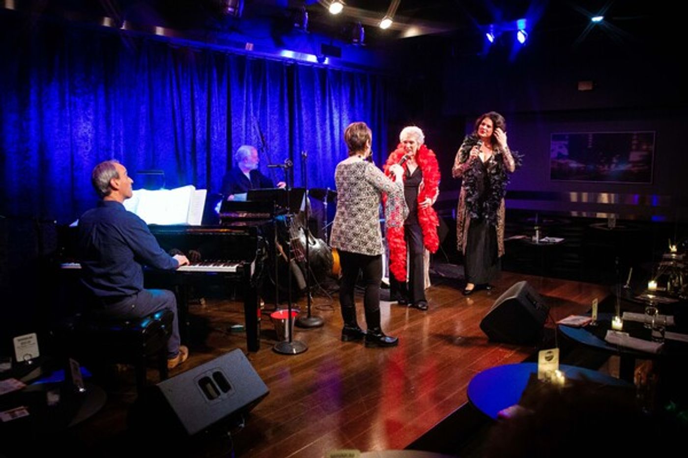 Photos: October 18th Installment of THE LINEUP WITH SUSIE MOSHER Particularly Sparkly In The Matt Baker Lens  Image