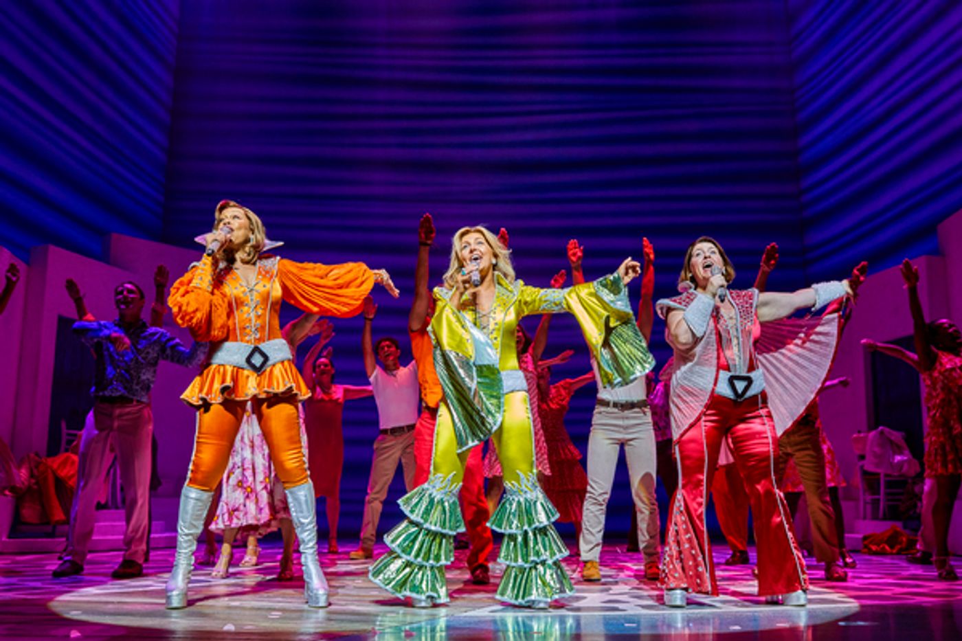 Photos: First Look at the New Cast of MAMMA MIA! in the West End  Image