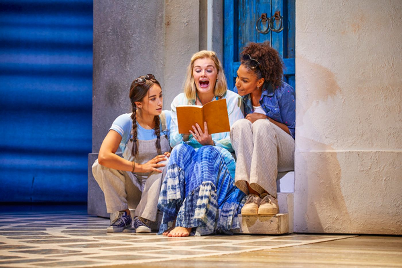 Photos: First Look at the New Cast of MAMMA MIA! in the West End  Image