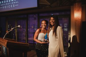 LaChanze, Angela Robinson @ BroadwayWorld LaChanze, Angela Robinson Photo